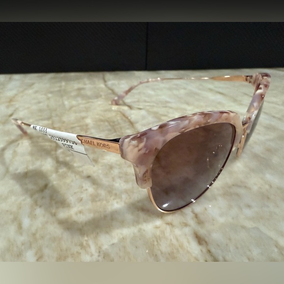 Michael Kors MK1033 Savannah 334168 54 Sunglasses